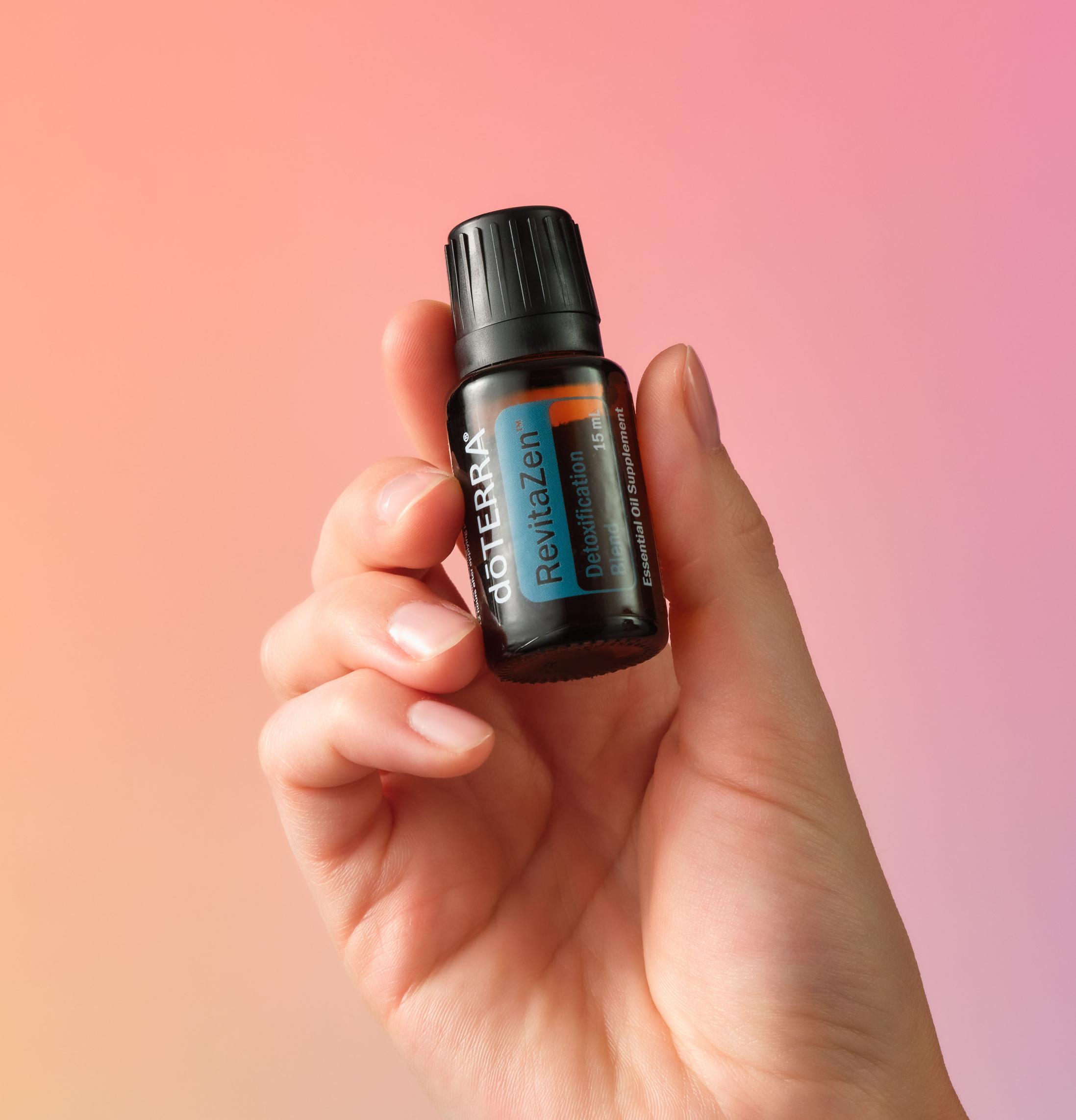 ［新品・未開封］ドテラ RevitaZen リバイタゼン　15ml Смесь для детоксикации dōTERRA RevitaZen, 15 мл по минимальной