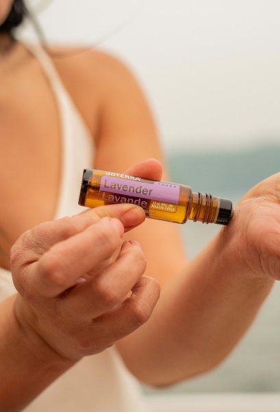 Картинка doTERRA Touch Лаванда, Lavender, роллер 10 мл от магазина dōTERRA