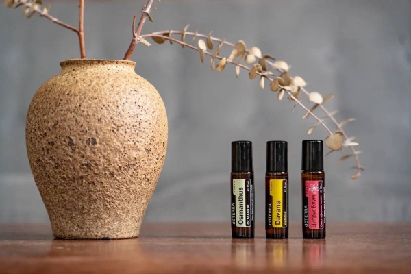 Картинка Набор роллеров doTERRA  "Весеннее вдохновение", 3x10 мл от магазина dōTERRA