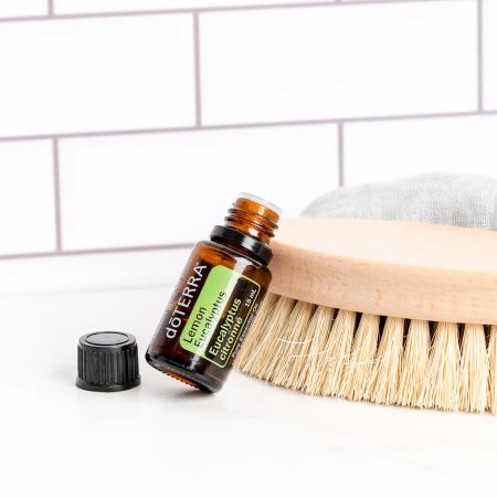 Картинка Эфирное масло dōTERRA Лимонный эвкалипт, Lemon eucalyptus, 15 мл от магазина dōTERRA