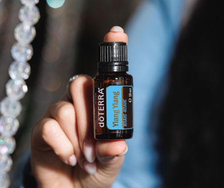 Картинка Эфирное масло dōTERRA Иланг-иланг, Ylang Ylang, 15 мл от магазина dōTERRA