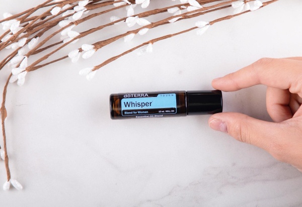 Картинка «Шёпот» смесь для женщин, doTERRA Whisper Touch, роллер 10 мл от магазина dōTERRA