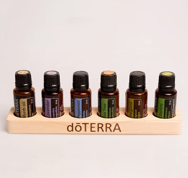 Картинка Деревянная подставка (для 6 масел по 15 мл) от магазина dōTERRA
